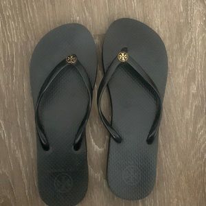 TORY BURCH | Thin Black Flip Flop